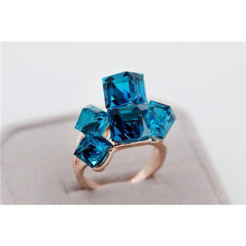 Image of Fashion-forward Cubic Ladies Crystal Ring